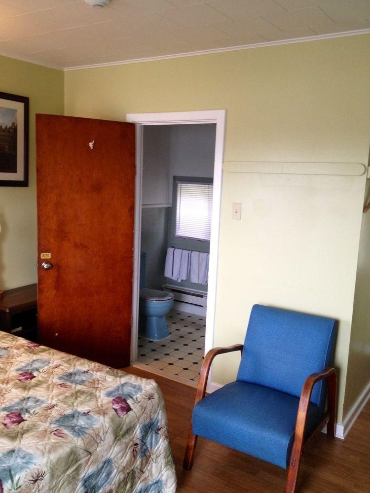 Motel Novastar On The 2*